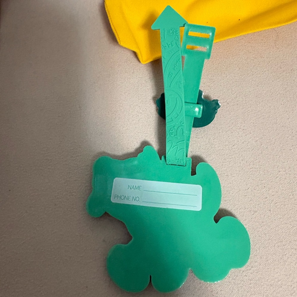 MCM with Green Dog Luggage Tag - Picture 3 of 6